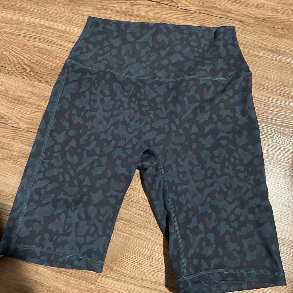 Buffbunny leopard blue biker shorts small